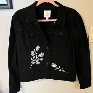 Lularoe Harvey Black denim crop jacket with embroidered floral size L